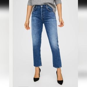 Citizens Of Humanity McKenzie Curved Distressed Straight Jeans Size 32